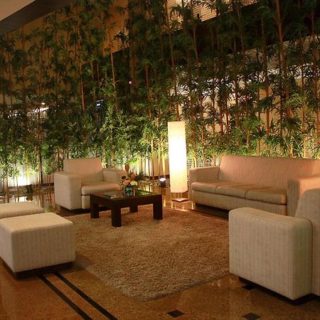 Eurobuilding Express Maiquetia Hotel Екстериор снимка The lobby of the hotel